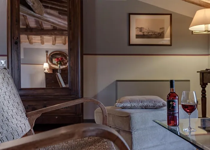 בית חווה Tenuta Il Corno סן קאסיאנו ב-ואל די פזה